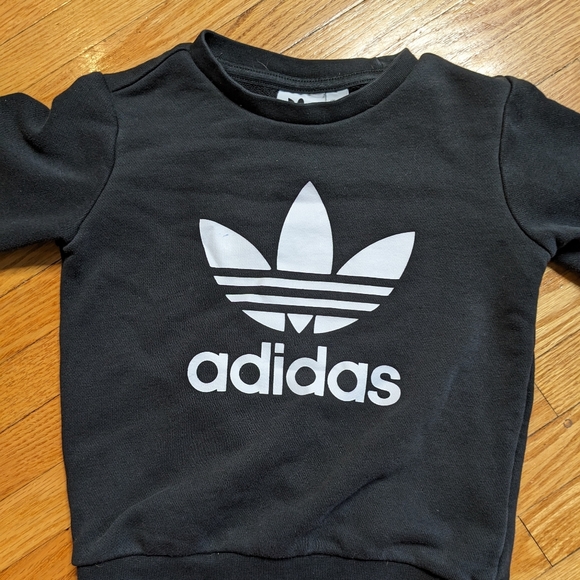Adidas Kids Sweater 2T black child long sleeve outdoor boys girls unisex crew - Picture 2 of 12